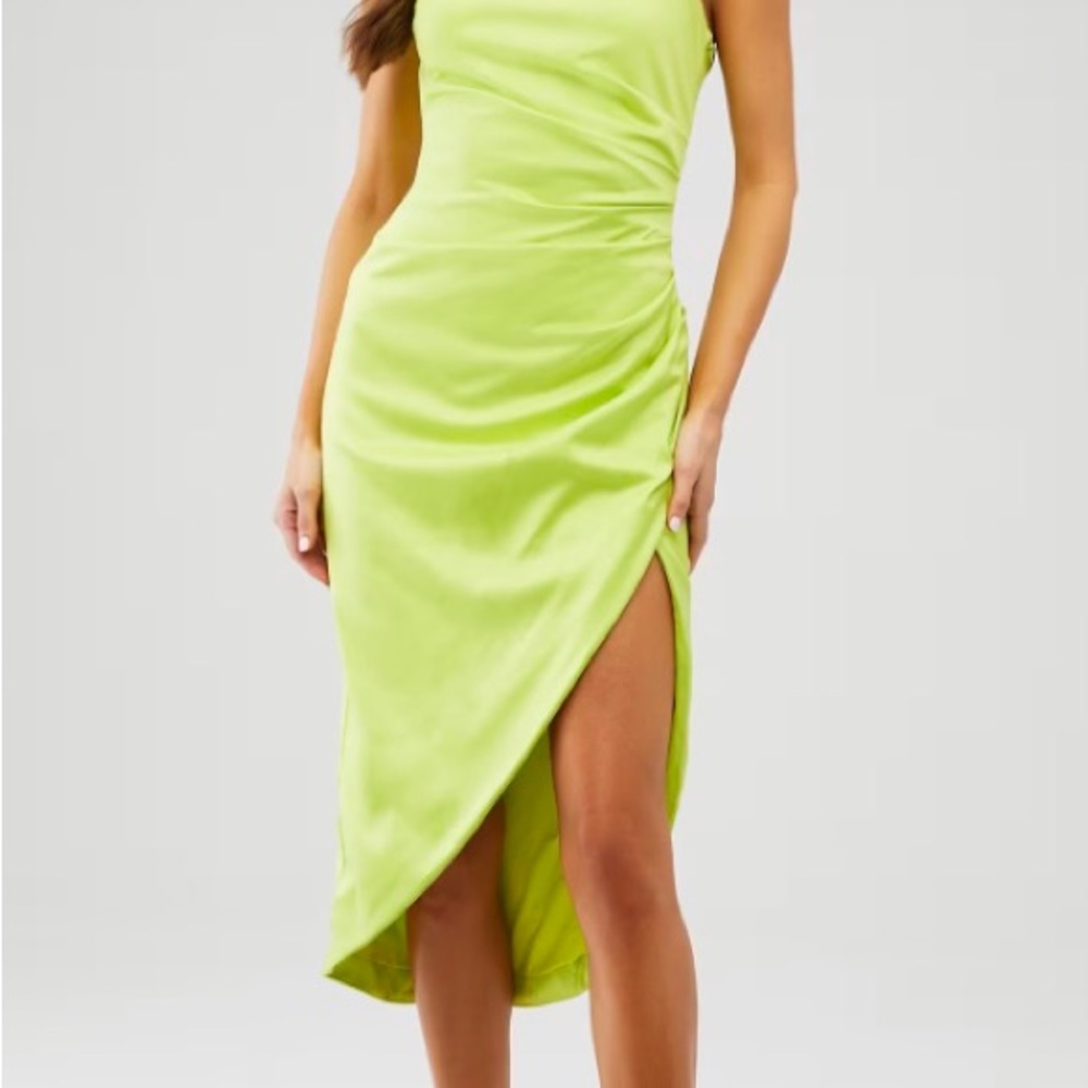 Elliatt Lime Green Sleeveless Dress
